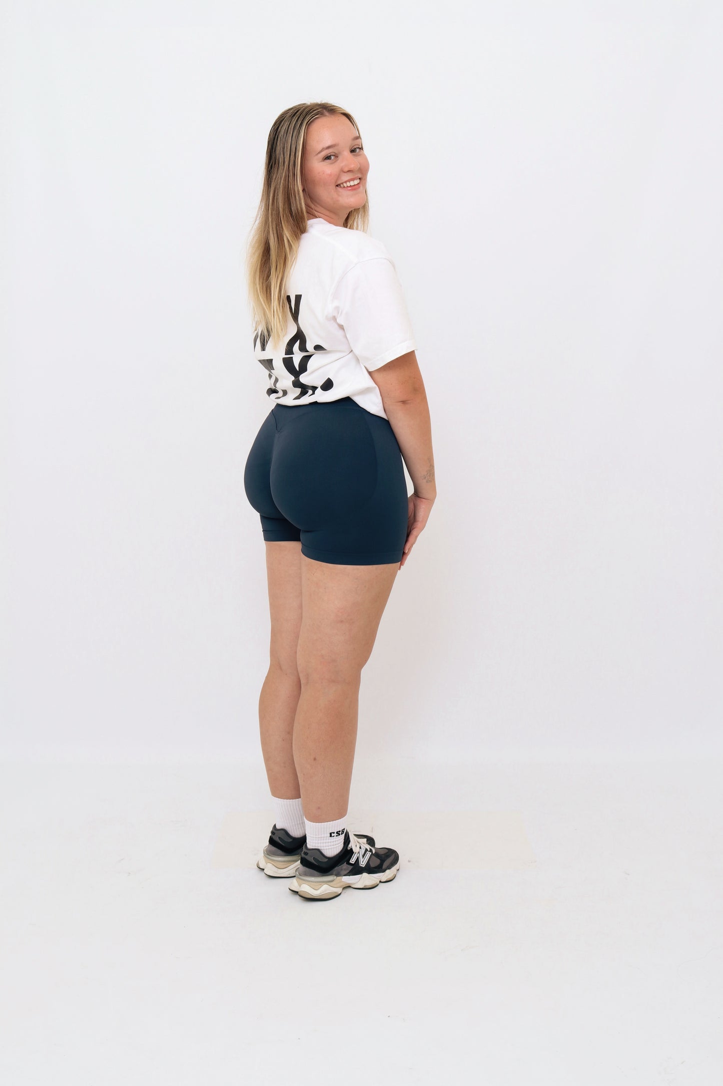 Navy sculpt shorts