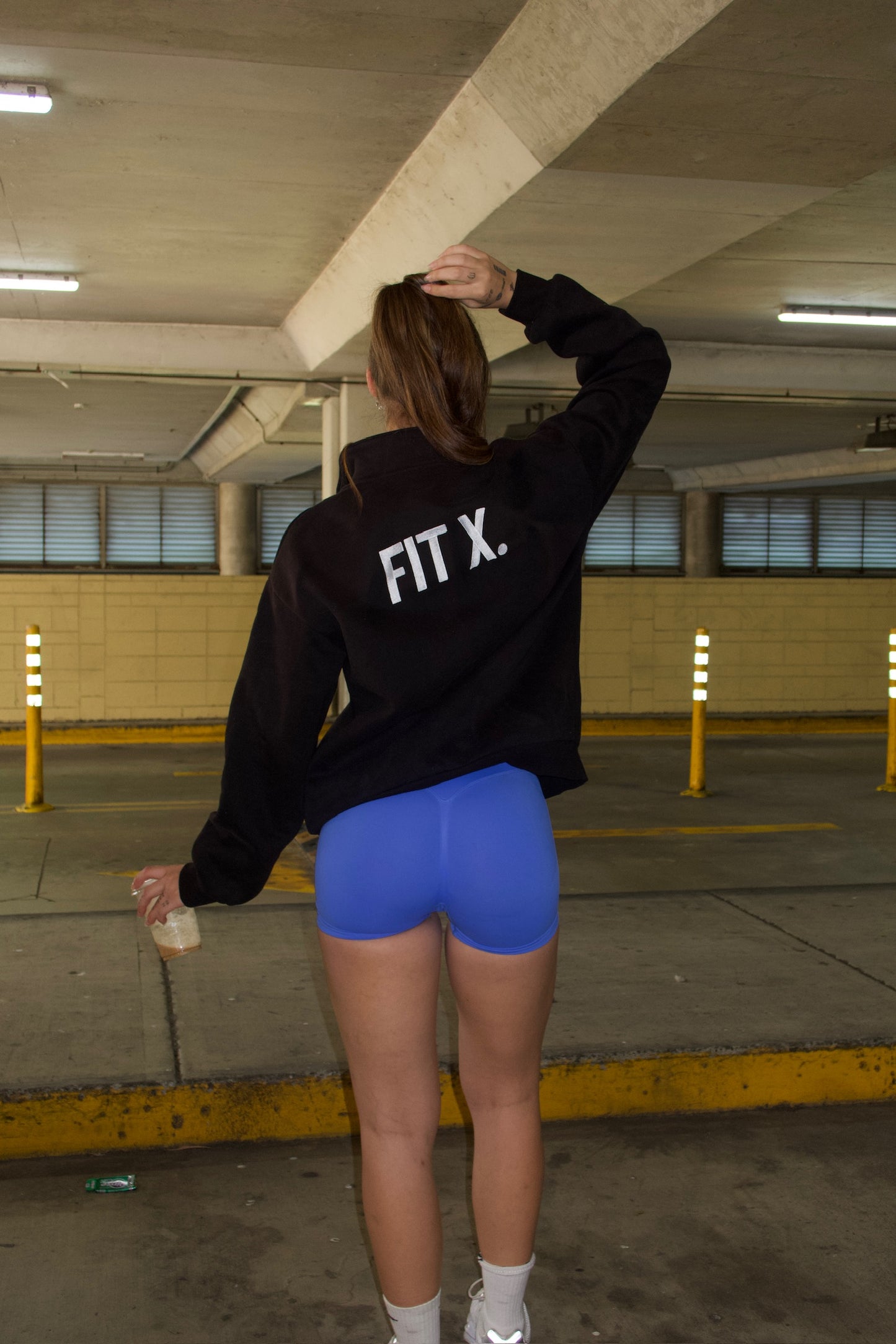 QUARTER ZIP BLACK JUMPER
