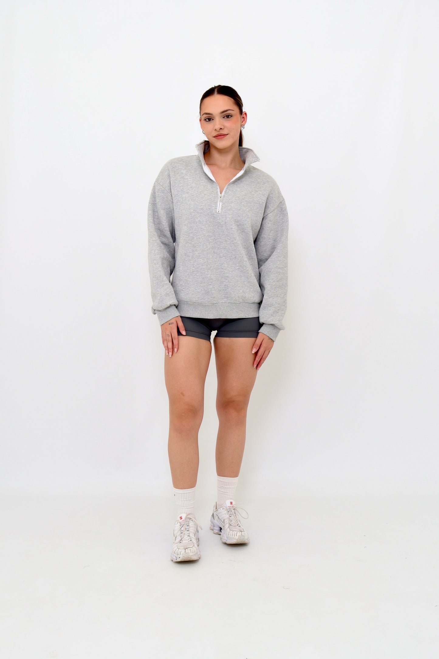 QUARTER ZIP GREY JUMPER