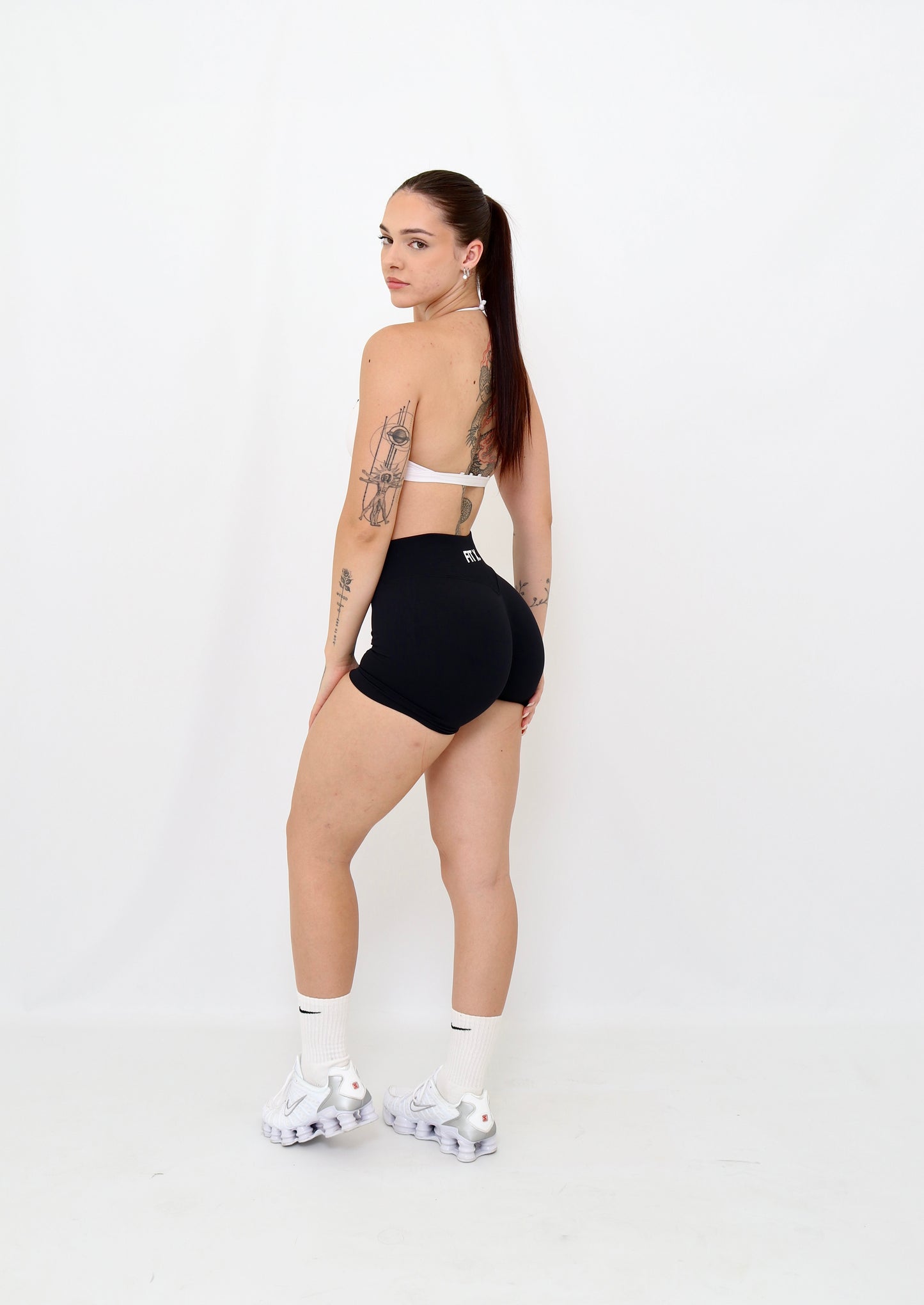 Black sculpt shorts